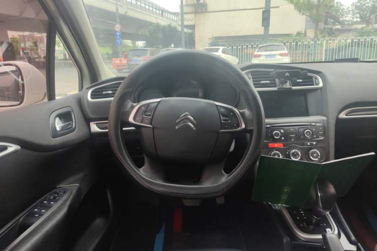 Used Citroen C4L 2014 1.8L Intelligent Drive Automatic Enjoyment Model Steering Wheel