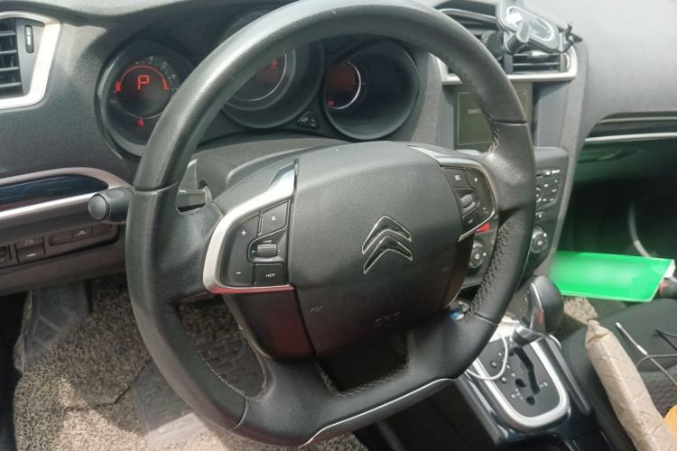 Used Citroen C4L 2014 1.8L Intelligent Drive Automatic Enjoyment Model Steering Wheel