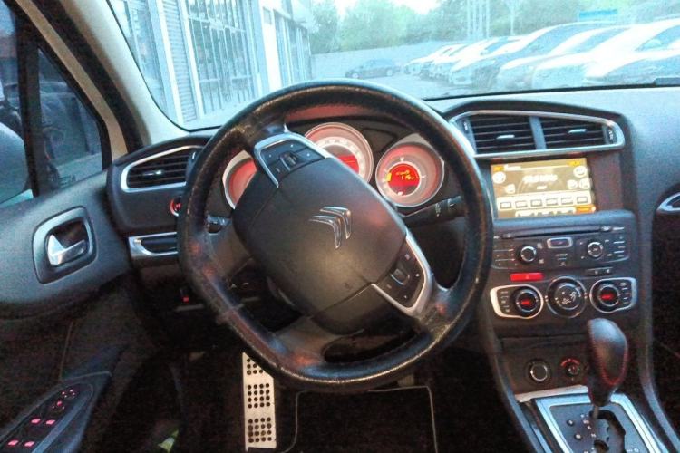 Used Citroen C4L 2014 1.6THP Intelligent Drive Automatic Dynamic Model Steering Wheel