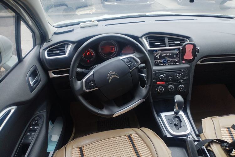 Used Citroen C4L 2014 1.8L Intelligent Drive Automatic Enjoyment Model Steering Wheel
