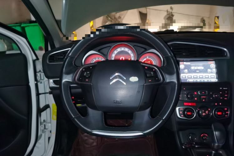 Used Citroen C4L 2014 1.6THP Intelligent Drive Automatic Dynamic Model Steering Wheel
