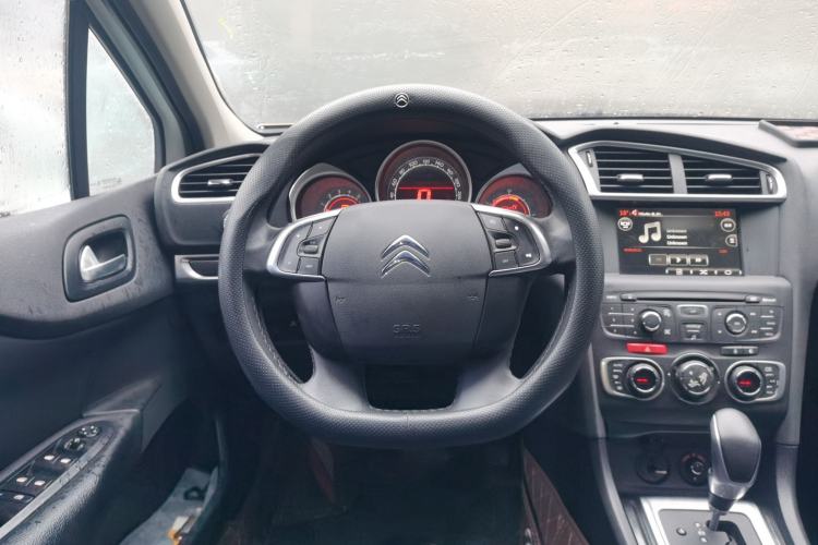 Used Citroen C4L 2014 1.6THP Intelligent Drive Automatic Dynamic Model Steering Wheel