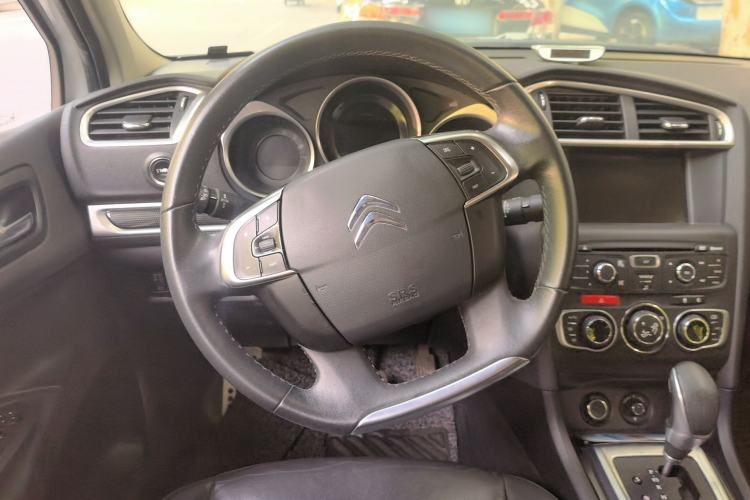 Used Citroen C4L 2014 1.6THP Intelligent Drive Automatic Dynamic Model Steering Wheel