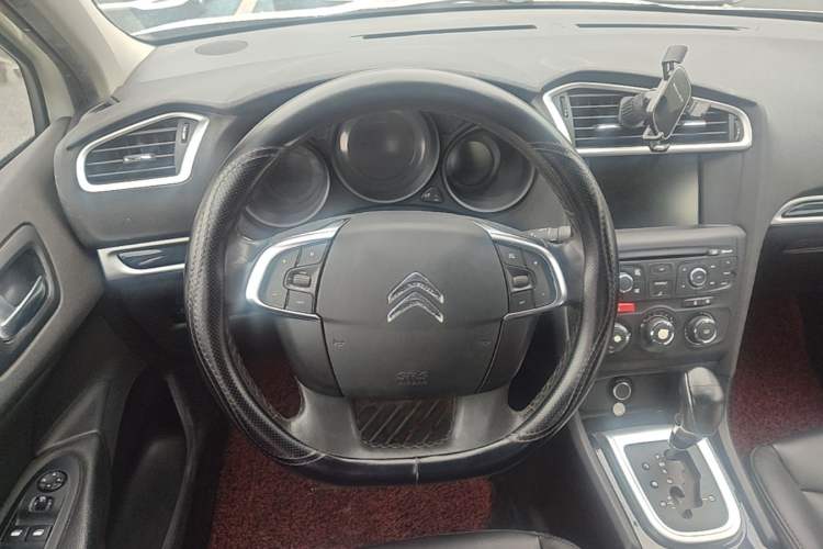 Used Citroen C4L 2014 1.8L Intelligent Drive Automatic Enjoyment Model Steering Wheel