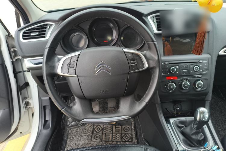 Used Citroen C4L 2014 1.8L Intelligent Drive Manual Enjoyment Model Steering Wheel