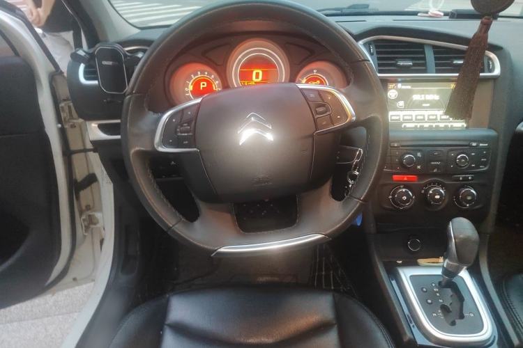 Used Citroen C4L 2014 1.8L Intelligent Drive Automatic Enjoyment Model Steering Wheel