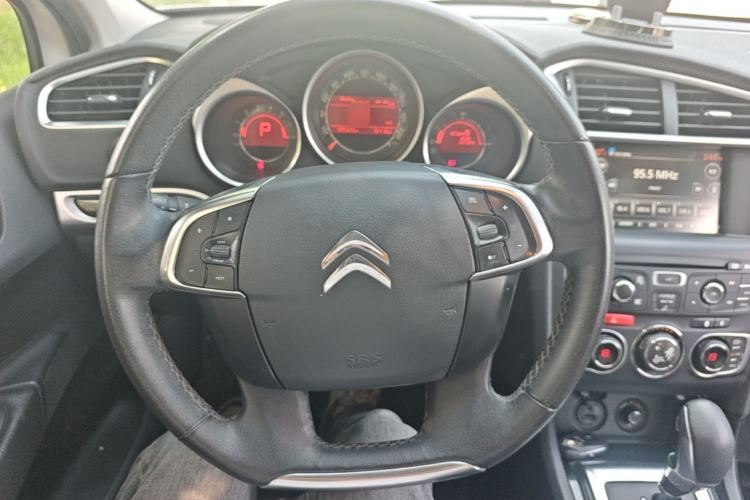 Used Citroen C4L 2014 1.8L Intelligent Drive Automatic Dynamic Model Steering Wheel