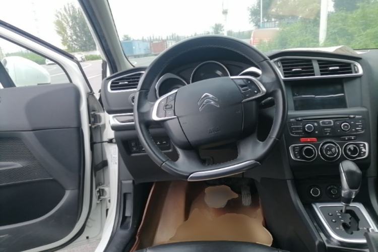 Used Citroen C4L 2014 1.8L Intelligent Drive Automatic Dynamic Model Steering Wheel