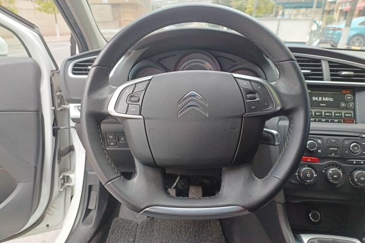 Used Citroen C4L 2014 1.8L Intelligent Drive Manual Enjoyment Model Steering Wheel