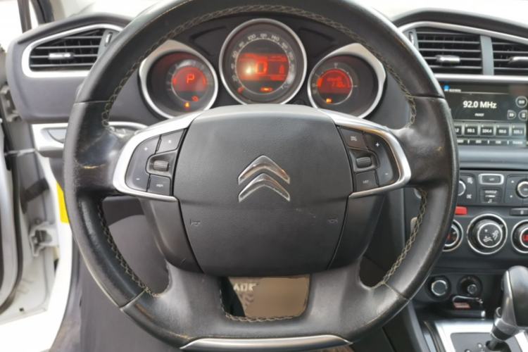 Used Citroen C4L 2014 1.6THP Intelligent Drive Automatic Dynamic Model Steering Wheel