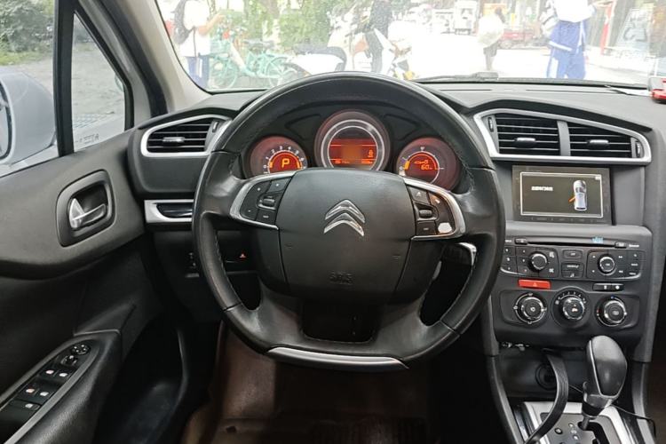 Used Citroen C4L 2014 1.8L Intelligent Drive Automatic Enjoyment Model Steering Wheel