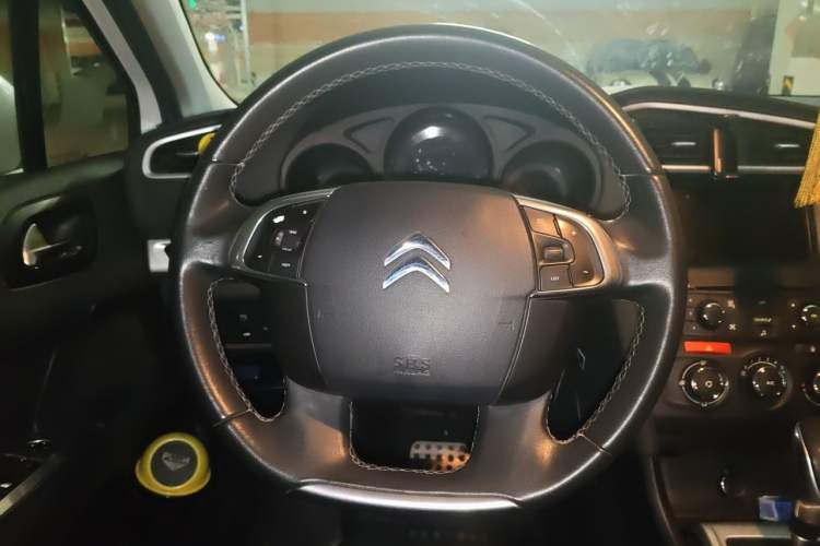 Used Citroen C4L 2014 1.8L Intelligent Drive Automatic Enjoyment Model Steering Wheel