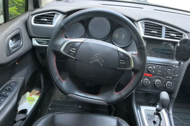 Used Citroen C4L 2014 1.8L Intelligent Drive Automatic Enjoyment Model Steering Wheel