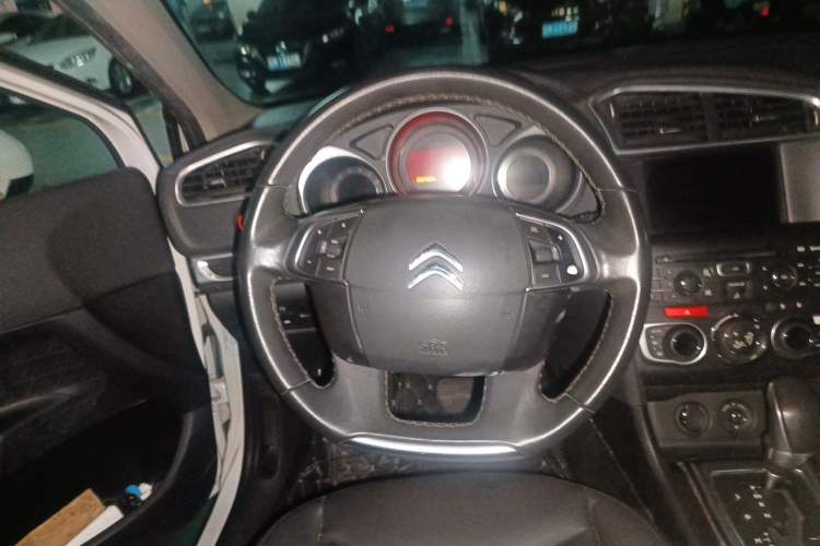 Used Citroen C4L 2014 1.8L Intelligent Drive Automatic Dynamic Model Steering Wheel