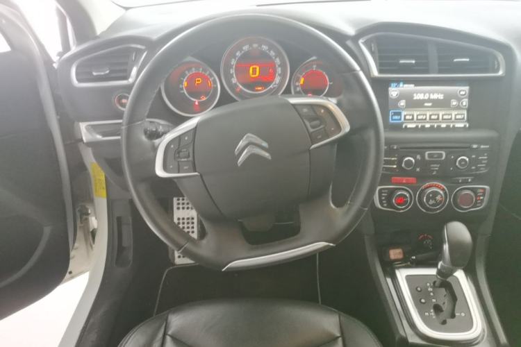 Used Citroen C4L 2014 1.6THP Intelligent Drive Automatic Dynamic Model Steering Wheel