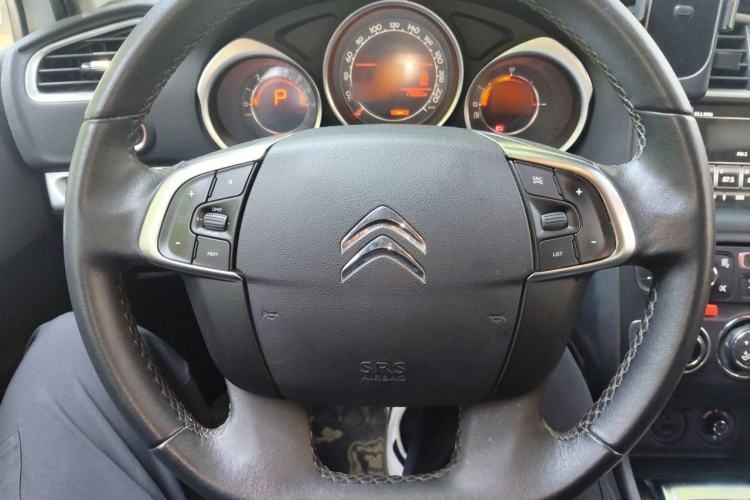 Used Citroen C4L 2014 1.6THP Intelligent Drive Automatic Dynamic Model Steering Wheel