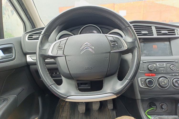 Used Citroen C4L 2014 1.8L Intelligent Drive Manual Version – Dynamic Edition Steering Wheel
