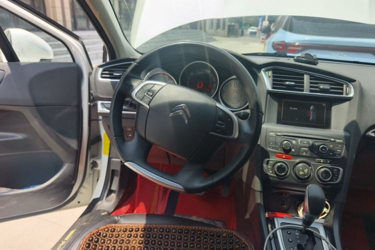 Used Citroen C4L 2014 1.6THP Intelligent Drive Automatic Dynamic Model Steering Wheel