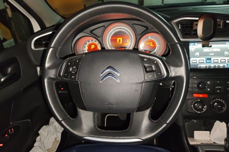 Used Citroen C4L 2014 1.8L Intelligent Drive Automatic Enjoyment Model Steering Wheel