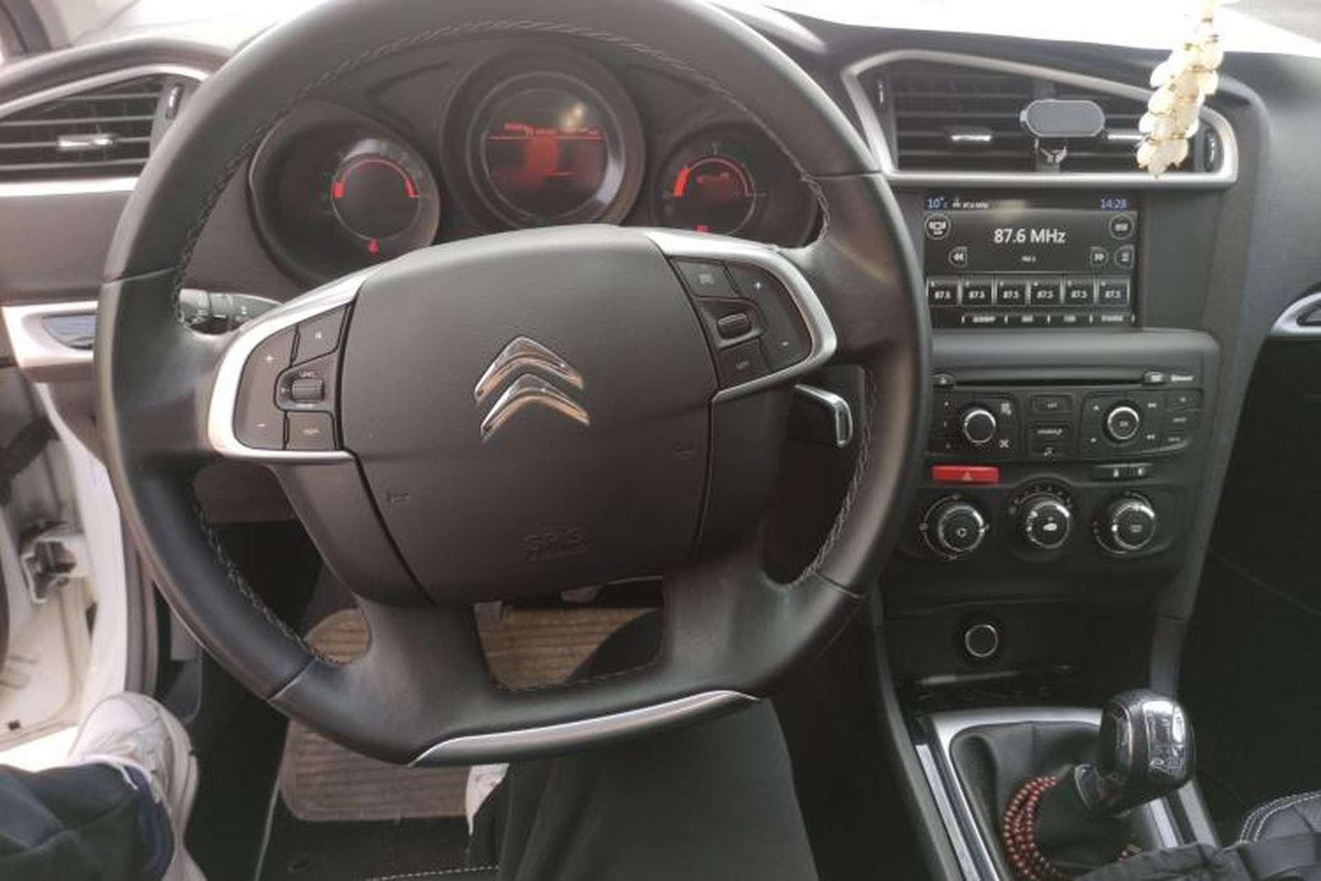 Used Citroen C4L 2014 1.8L Intelligent Drive Manual Enjoyment Model Steering Wheel