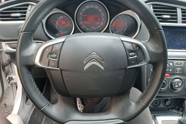 Used Citroen C4L 2014 1.6THP Intelligent Drive Automatic Dynamic Model Steering Wheel