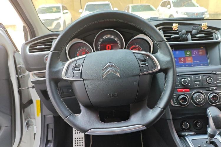 Used Citroen C4L 2014 1.6THP Intelligent Drive Automatic Dynamic Model Steering Wheel