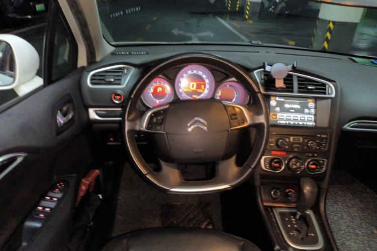 Used Citroen C4L 2014 1.8L Intelligent Drive Automatic Dynamic Model Steering Wheel