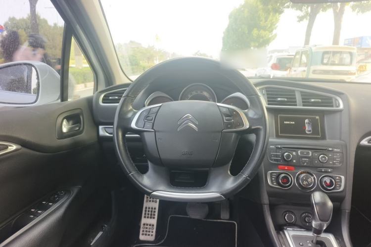 Used Citroen C4L 2014 1.6THP Intelligent Drive Automatic Dynamic Model Steering Wheel