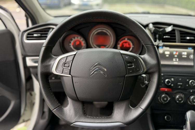 Used Citroen C4L 2014 1.8L Intelligent Drive Automatic Enjoyment Model Steering Wheel