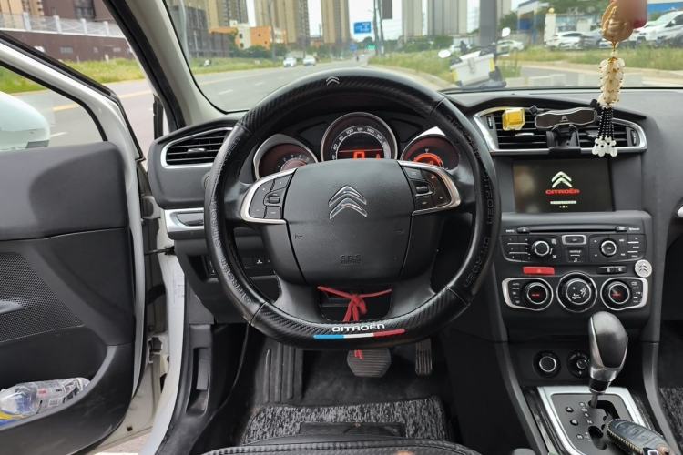 Used Citroen C4L 2014 1.8L Intelligent Drive Automatic Dynamic Model Steering Wheel