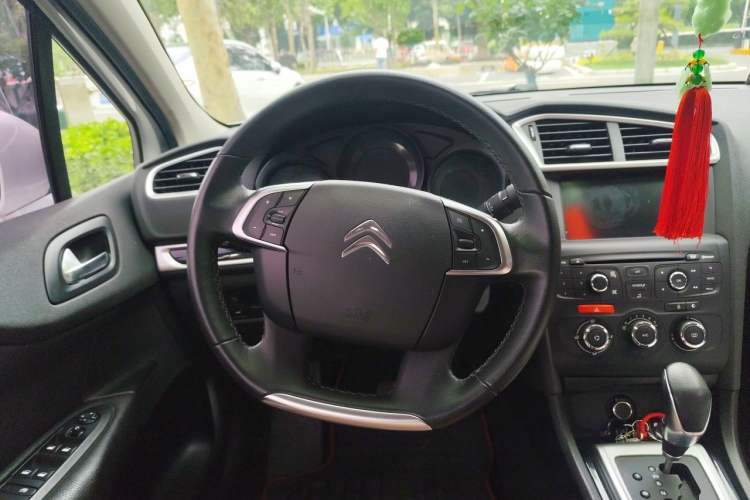 Used Citroen C4L 2014 1.8L Intelligent Drive Automatic Enjoyment Model Steering Wheel