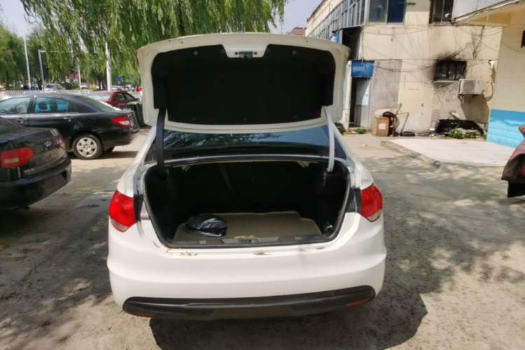 Used Citroen C4L 2014 1.8L Intelligent Drive Manual Version – Dynamic Edition Trunk