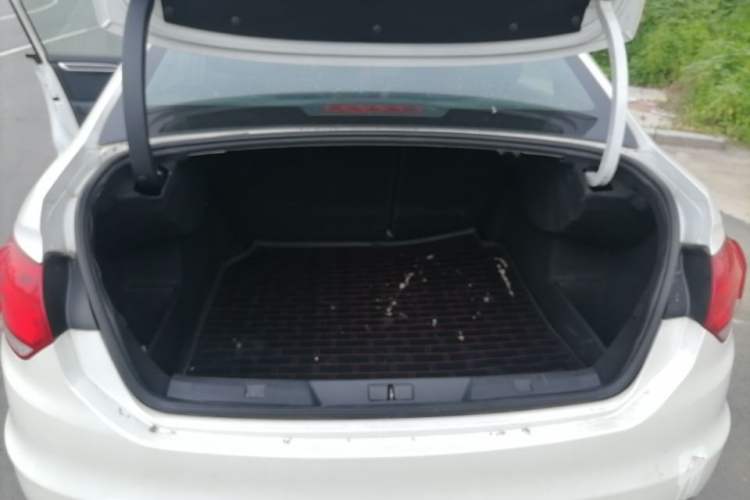 Used Citroen C4L 2014 1.8L Intelligent Drive Automatic Dynamic Model Trunk