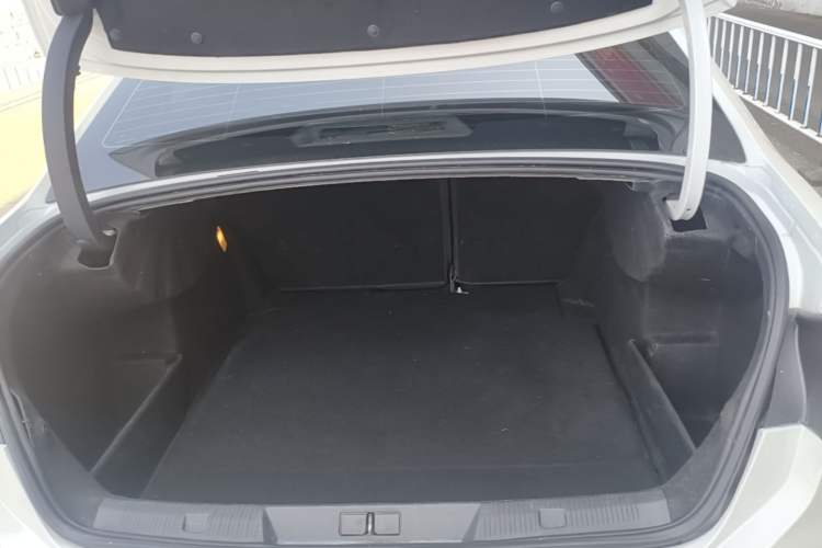 Used Citroen C4L 2014 1.8L Intelligent Drive Automatic Dynamic Model Trunk