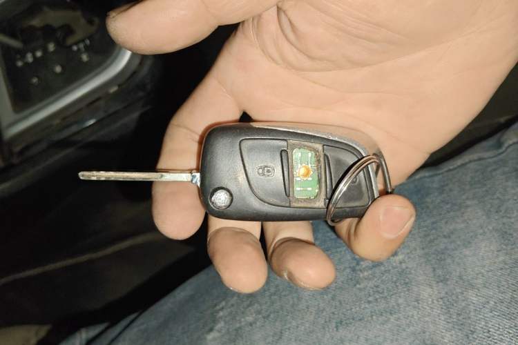 Used Citroen C4L 2014 1.8L Intelligent Drive Automatic Enjoyment Model Vehicle Key