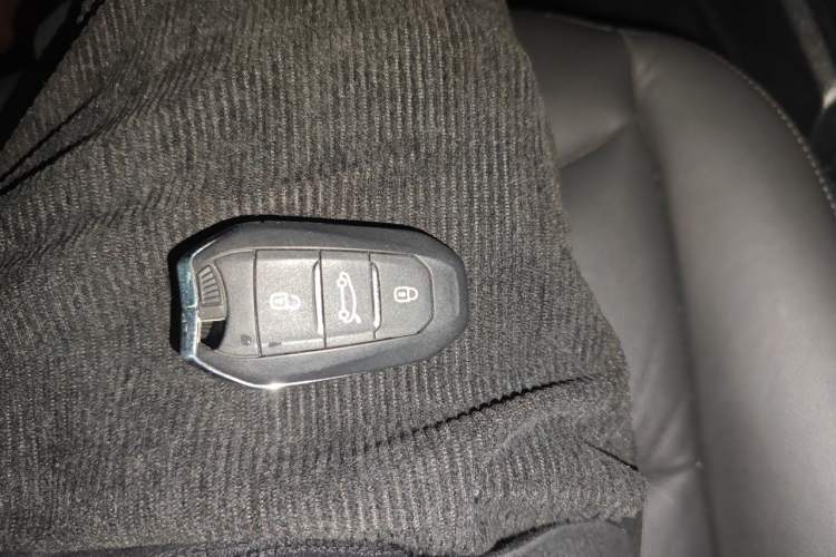 Used Citroen C4L 2014 1.8L Intelligent Drive Automatic Dynamic Model Vehicle Key
