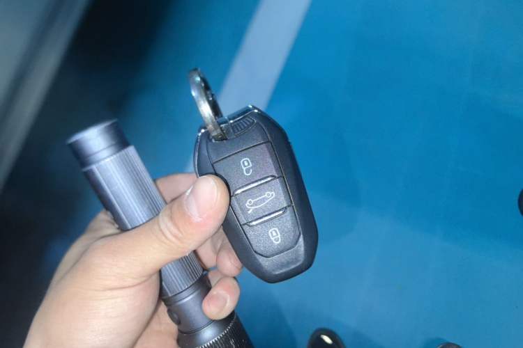 Used Citroen C4L 2014 1.6THP Intelligent Drive Automatic Dynamic Model Vehicle Key