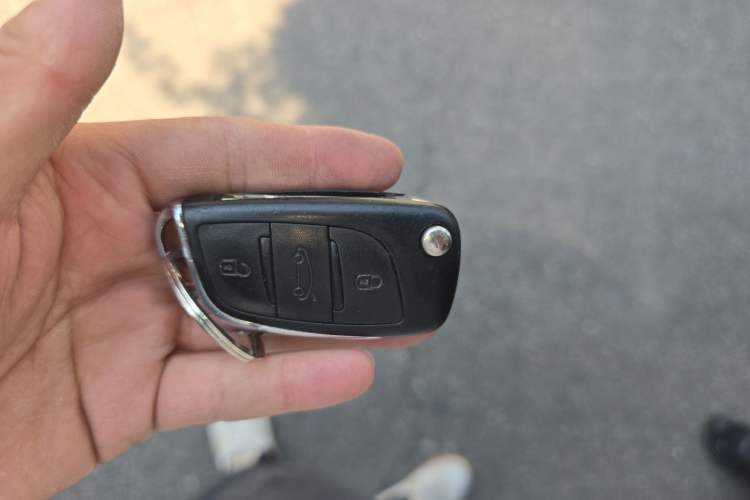 Used Citroen C4L 2014 1.8L Intelligent Drive Automatic Enjoyment Model Vehicle Key