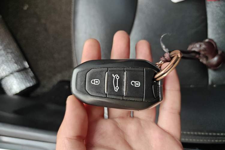 Used Citroen C4L 2014 1.8L Intelligent Drive Automatic Dynamic Model Vehicle Key