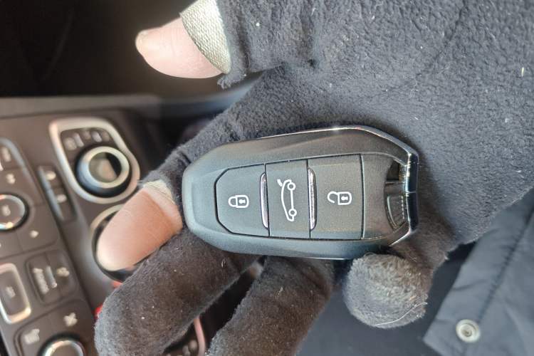 Used Citroen C4L 2014 1.6THP Intelligent Drive Automatic Dynamic Model Vehicle Key