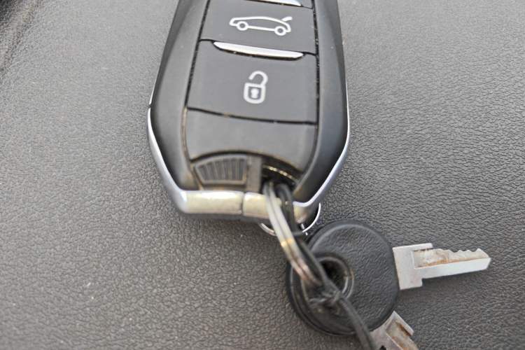 Used Citroen C4L 2014 1.6THP Intelligent Drive Automatic Dynamic Model Vehicle Key
