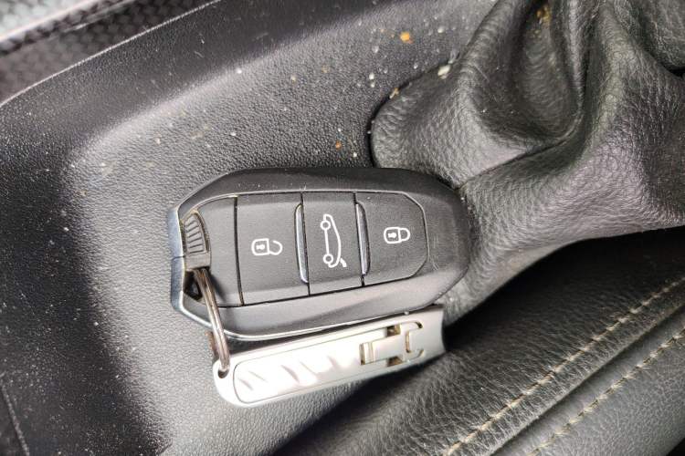 Used Citroen C4L 2014 1.6THP Intelligent Drive Automatic Dynamic Model Vehicle Key