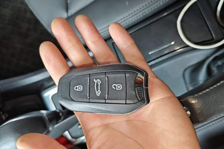 Used Citroen C4L 2014 1.8L Intelligent Drive Automatic Dynamic Model Vehicle Key