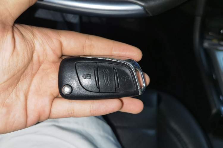 Used Citroen C4L 2014 1.8L Intelligent Drive Automatic Enjoyment Model Vehicle Key