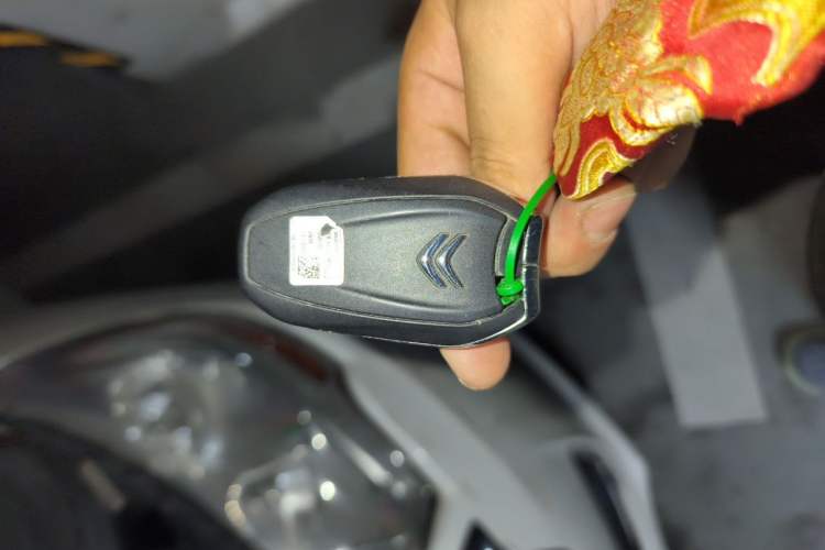 Used Citroen C4L 2014 1.6THP Connected Car Version Automatic Dynamic Model Vehicle Key