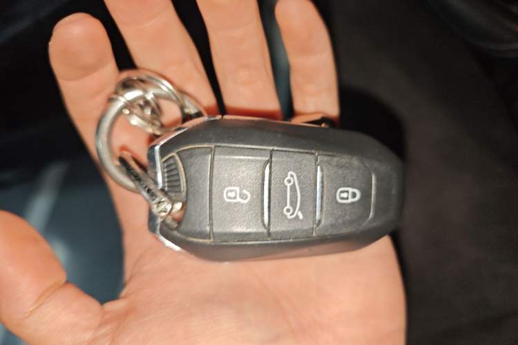 Used Citroen C4L 2014 1.6THP Intelligent Drive Automatic Dynamic Model Vehicle Key