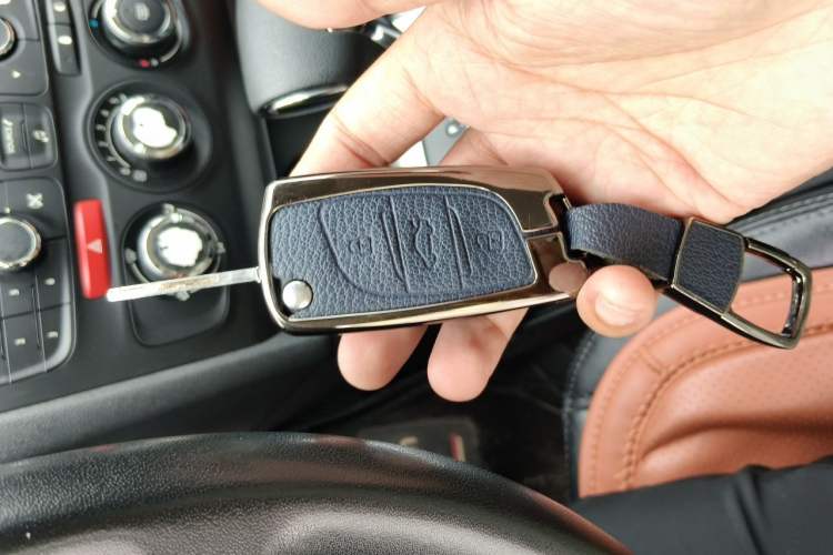 Used Citroen C4L 2014 1.8L Intelligent Drive Automatic Enjoyment Model Vehicle Key