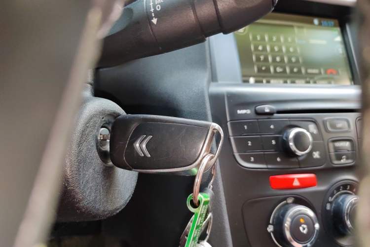 Used Citroen C4L 2014 1.8L Intelligent Drive Automatic Enjoyment Model Vehicle Key
