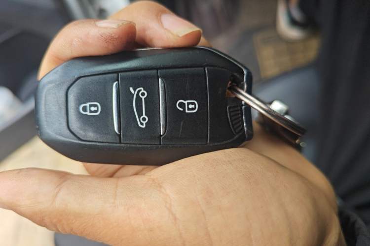 Used Citroen C4L 2014 1.6THP Intelligent Drive Automatic Dynamic Model Vehicle Key