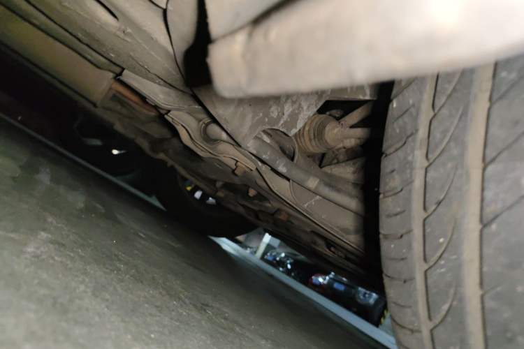 Used Citroen C4L 2015 1.2T Automatic Luxury Edition Chassis Front Right